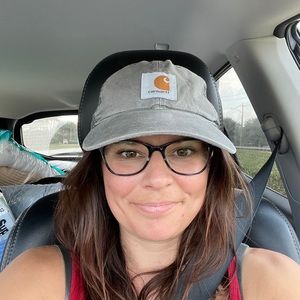 Meet your Posher, Mackenzie